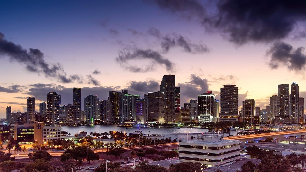 Miami, Florida skyline or neighborhood view for local Jewish obituary resources for Chicago