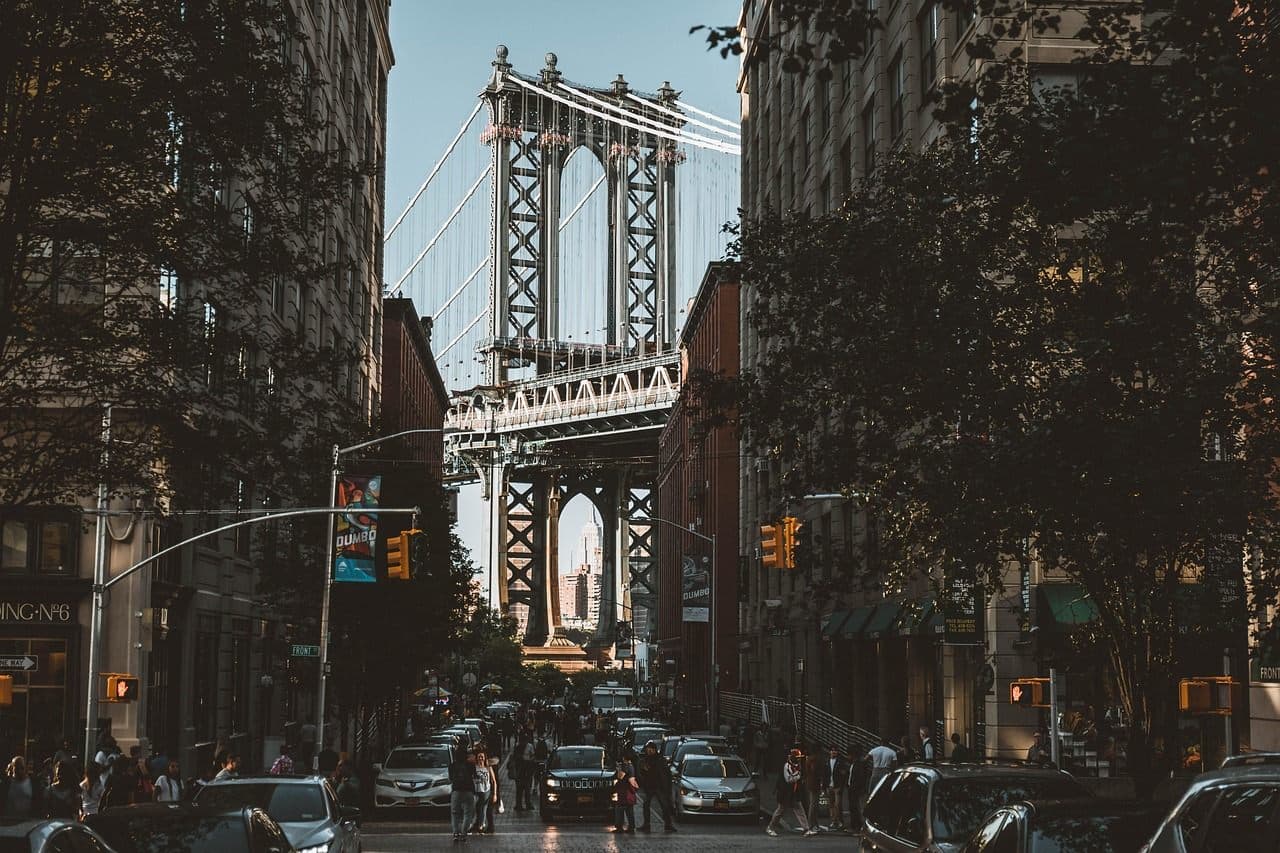 New York, New York skyline or neighborhood view for local Jewish obituary resources for Cities
