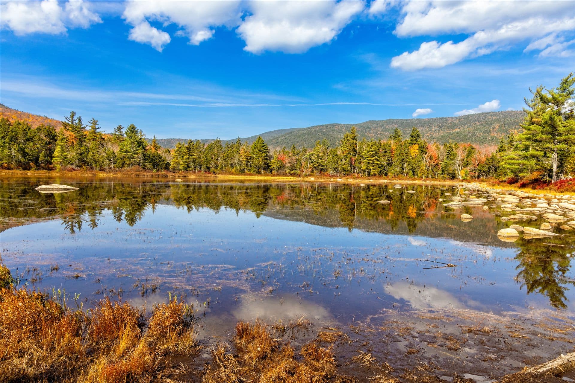 New Hampshire skyline or landscape for local Jewish obituary resources for New Hampshire